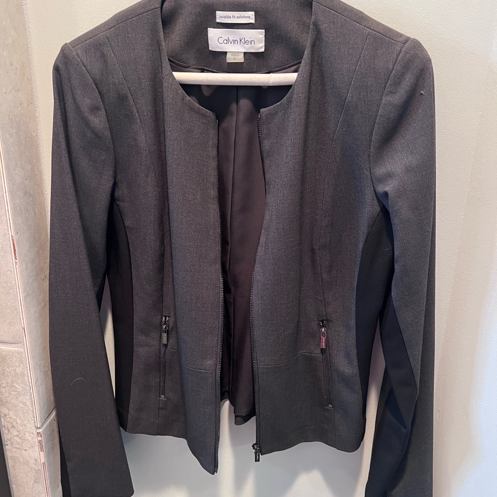 Calvin Klein cropped blazer